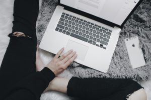 Photo 1 Laptop 2 Notebook